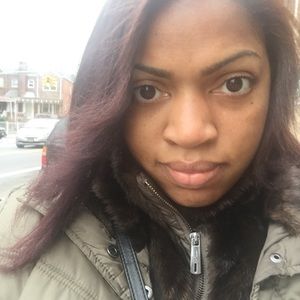 Meet your Posher, Crystal